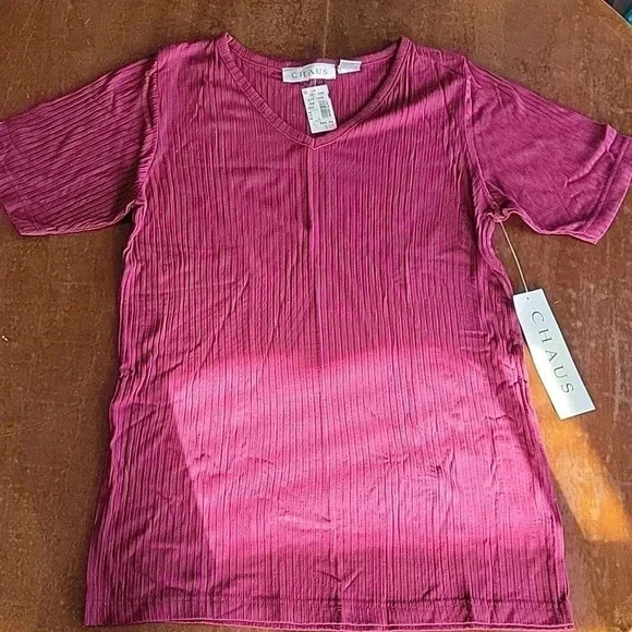 Chaus NWT VNeck Top Size Small - Picture 2 of 5